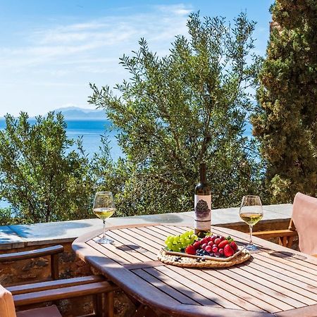 Kyklamino Castlehouse Villa Monemvasía Екстериор снимка