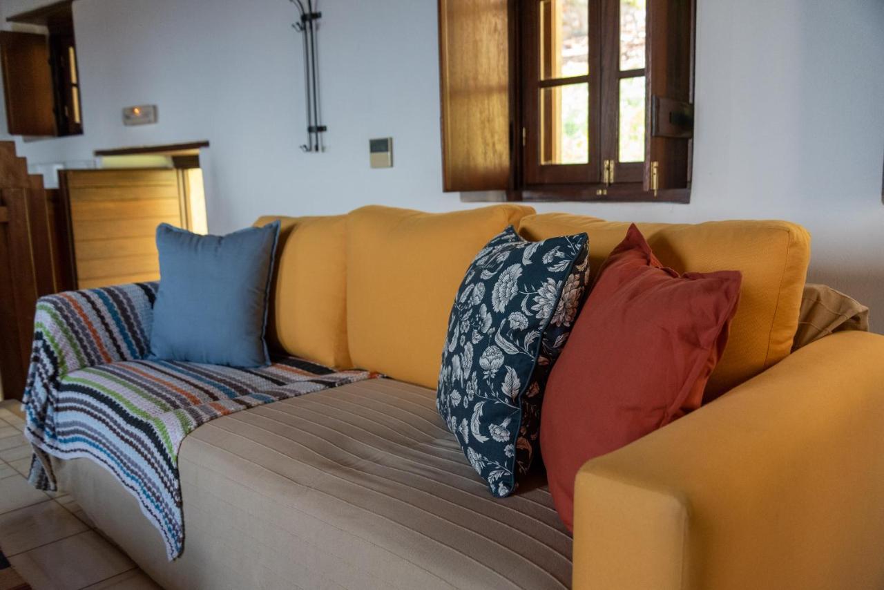 Kyklamino Castlehouse Villa Monemvasía Екстериор снимка
